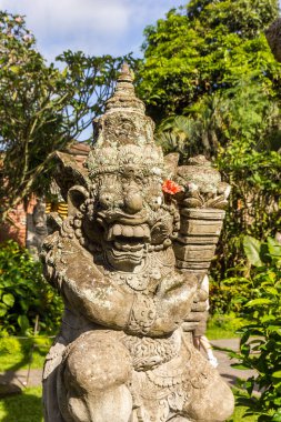 Ubud Sarayı 'ndaki heykel (Puri Saren Agung), Bali, Endonezya