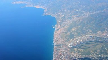 Fransız Rivierası'nın havadan görünümü