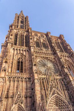 Strasbourg Katedrali ya da Strasbourg Leydimizin Katedrali