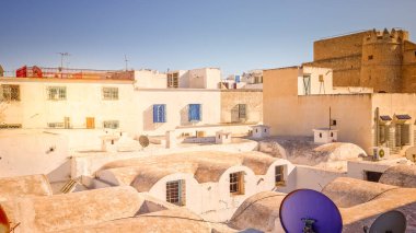 Haşmet Medine, Tunus manzarası