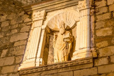 Hırvatistan 'ın Dubrovnik kentindeki Ploce Kapısı' nda Aziz Blasisu Heykeli