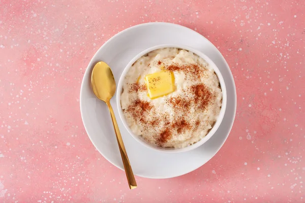 Rijstpudding Met Boterkaneel Franse Riz Lait Noorse Risgrot Traditioneel Ontbijtdessert — Stockfoto