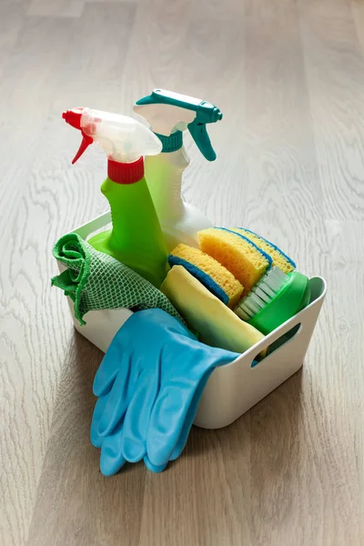 Προϊόντα Καθαρισμού Οικιακά Χημικά Προϊόντα Πινέλο Σφουγγάρι Γάντι — Φωτογραφία Αρχείου