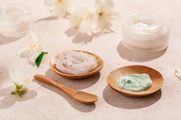 Produkty Pielęgnacji Skóry Kwiaty Jaśminu Naturalne Kosmetyki Domowego Leczenia Uzdrowiskowego Zdjęcie Stockowe
