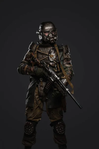 Portrait Soldier Survived Atomic Catastrophe Gas Mask Shotgun — Stock Photo, Image
