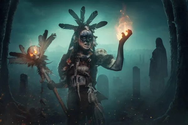 Erschossener Wütender Dunkler Zauberer Aborigine Kleidung Auf Bösem Friedhof — Stockfoto