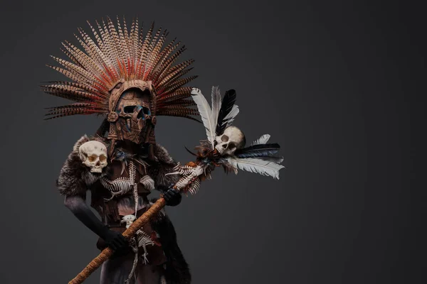 Studio Shot Creepy Aztec Witch Dressed Aboriginal Attire Plumed Headdress — Stock Photo, Image