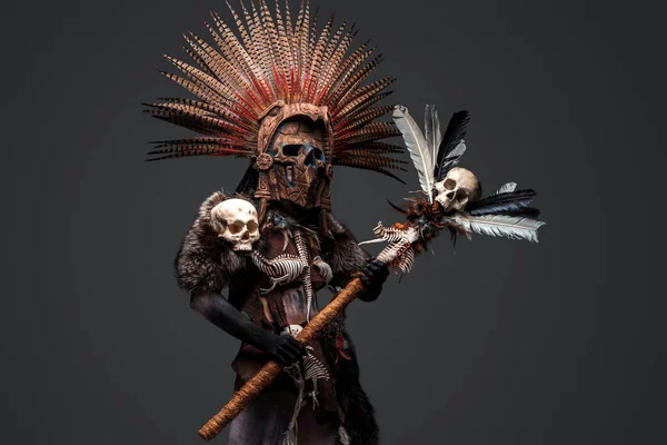 Studio Shot Creepy Aztec Witch Dressed Aboriginal Attire Plumed Headdress — Stock Photo, Image