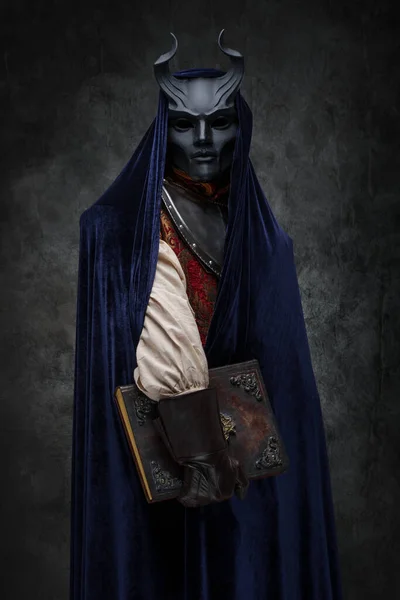 Portrait Prayer Esoteric Cult Dressed Dark Robe Horned Mask — Stock Photo, Image