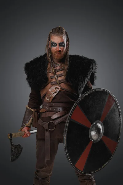 Portrait Medieval Viking Shield Hatchet Dressed Black Fur — Stock Photo, Image