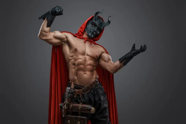 Πορτρέτο Του Ισχυρού Μάγου Της Σατανικής Λατρείας Δαιμονική Μάσκα Που — Φωτογραφία Αρχείου