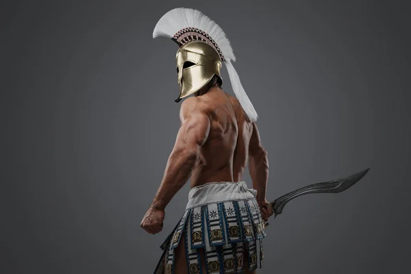 Tiro Isolado Fundo Cinza Guerreiro Muscular Grécia Antiga — Fotografia de Stock