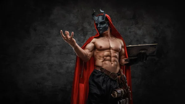 Προσωπογραφία Ισχυρού Αιρετικού Βιβλίο Σατανικής Λατρείας Στο Σκηνικό Της Σκοτεινής — Φωτογραφία Αρχείου
