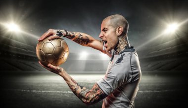 Stadyum ve flaş karşısında spor giysili çığlık atan futbolcu portresi..