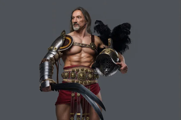 Gladiador Imponente Edad Madura Con Una Elegante Barba Plateada Pelo —  Fotos de Stock