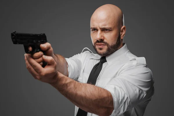 Bald Bearded Man White Shirt Tie Aims Pistol Channeling Detective — Stock Photo, Image