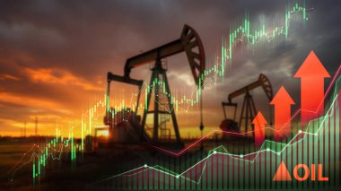 Petrol pompası krikosu ve rafineri siluetleri ile boğucu borsa grafiklerinin üst üste bindirilmesi