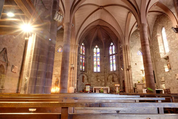 Интерьер Церкви Нотр Дам Ассомпшон Сен Жан Пид Порт Франция — стоковое фото