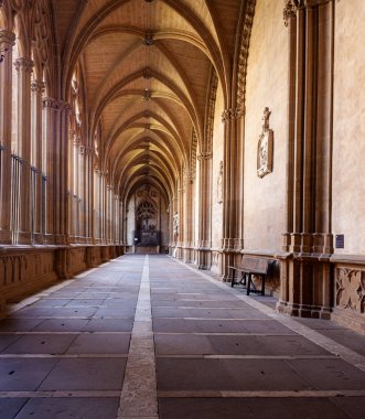 View of the ornate gothic cloister arcade arches of the Catholic Cathedral de Santa Maria la Real, 15th Century Gothic Cathedral, Pamplona. Navarre, Spain