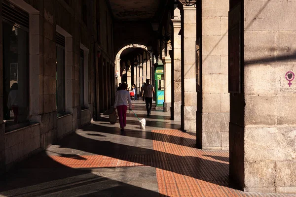 Bilbao Spanien Augusti 2022 Arcade Erribera Kalea Den Gamla Staden — Stockfoto