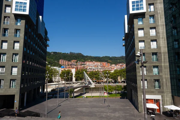 Bilbao Spanya Ağustos 2022 Isozaki Atea Kulelerinin Manzarası — Stok fotoğraf