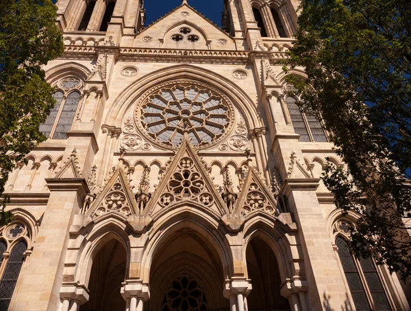 法国波尔多圣路易斯圣路易天主教教堂外立面 — 图库照片