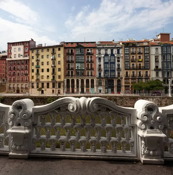 Ősi Korlát Nervion Folyón Bilbao Baszkföldön — Stock Fotó