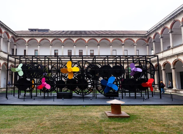 Milan Itálie Dubna 2023 Sanlorenzova Macchina Impossible Bude Součástí Výstavy — Stock fotografie