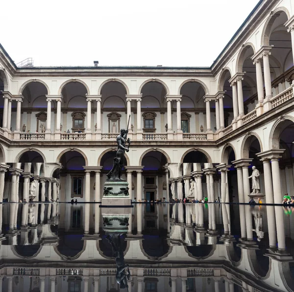 Milan Italy May 2023 Installation Health Water Grohe Spa Courtyard — Stock Photo, Image