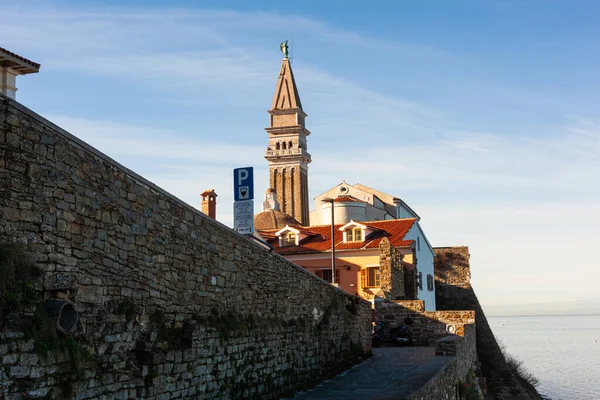 Město Piran Jadranu Jeden Hlavních Turistických Atrakcí Slovinsku — Stock fotografie