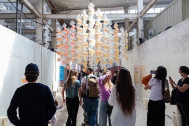 Milan, İtalya - 22 Nisan 2023: SENSBIOM II by Crafting Plastics and Dumo Lab at the Alcova space, Milan Salon week 2023