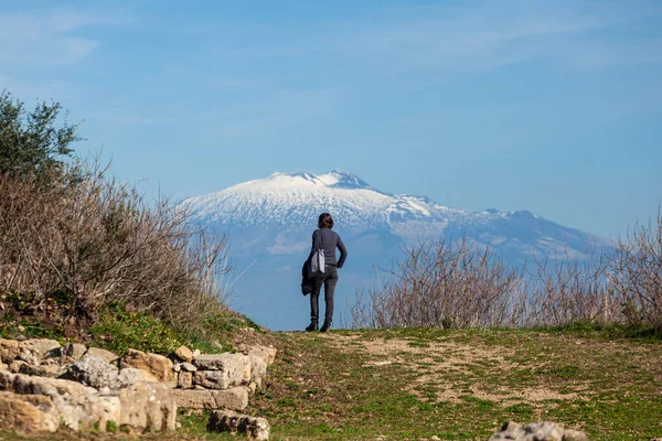 Zegarek Turystyczny Wulkanu Etna Morgantina Sycylii — Zdjęcie stockowe