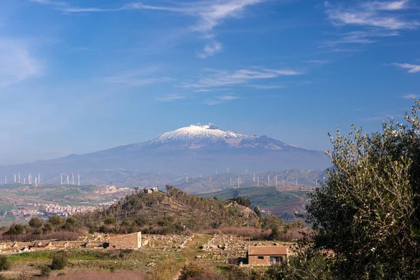 Panoramisch Uitzicht Oude Griekse Stad Morgantina Met Etna Vulkaan Achtergrond — Stockfoto