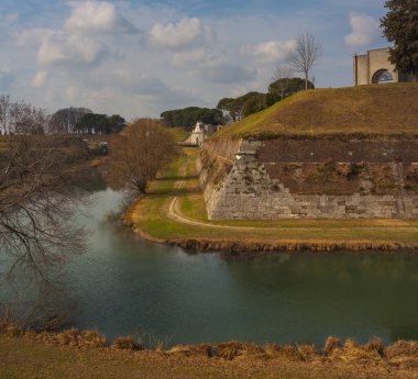 Palmanova 'nın Surlarının Manzaralı Manzarası, İtalya