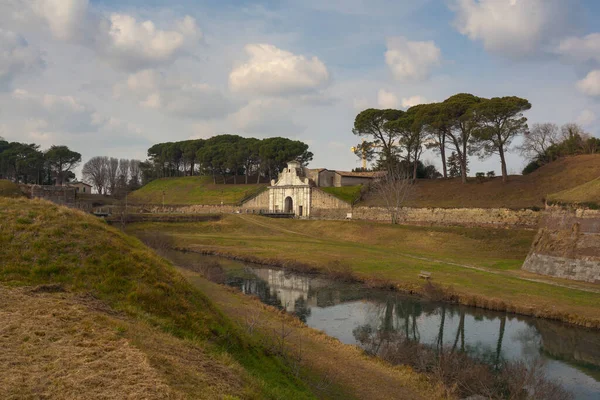 Άποψη Των Ramparts Και Της Porta Aquileia Ονομάζεται Επίσης Porta — Φωτογραφία Αρχείου