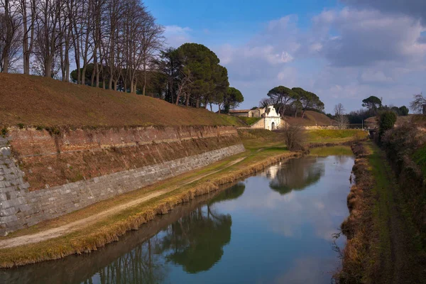 Näkymä Ramparts Porta Aquileia Kutsutaan Myös Porta Marittima Eteläinen Portti — kuvapankkivalokuva