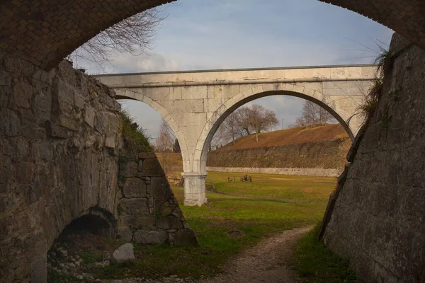 Vue Sur Aqueduc Palmanova Une Prouesse Architecturale Magnifique Témoignant Riche — Photo