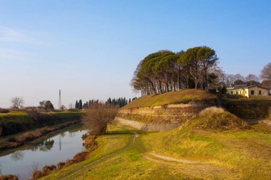 Palmanova 'nın Surlarının Manzaralı Manzarası, İtalya