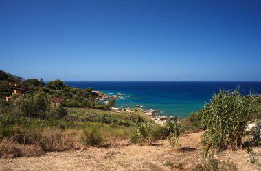 Scopello, Trapani ili, Sicilya, İtalya kıyı şeridinden cennet deniz manzarası.
