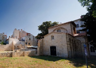 Santa Maria del Canneto Şapeli, veya Santa Maria Formosa. Pula 'daki Bizans kilisesi. Istria, Hırvatistan, Avrupa