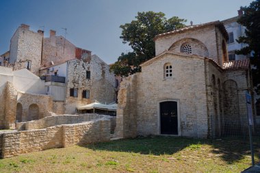 Santa Maria del Canneto Şapeli, veya Santa Maria Formosa. Pula 'daki Bizans kilisesi. Istria, Hırvatistan, Avrupa