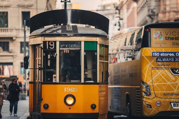 Milano Itálie Březen 2023 Kultovní Staré Tramvajové Pouliční Scény — Stock fotografie