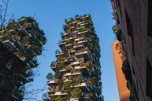 Μιλάνο Ιταλία Απρίλιος 2023 Εμβληματικό Κτίριο Bosco Verticale Στην Περιοχή — Φωτογραφία Αρχείου