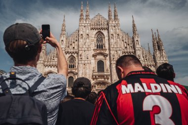 Milan, İtalya - Haziran 2023: Silvio Berlusconi 'nin Milano Katedrali, Duomo' da devlet cenazesi