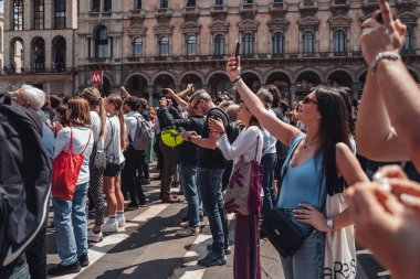 Milan, İtalya - Haziran 2023: Silvio Berlusconi 'nin Milano Katedrali, Duomo' da devlet cenazesi
