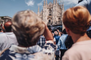 Milan, İtalya - Haziran 2023: Silvio Berlusconi 'nin Milano Katedrali, Duomo' da devlet cenazesi