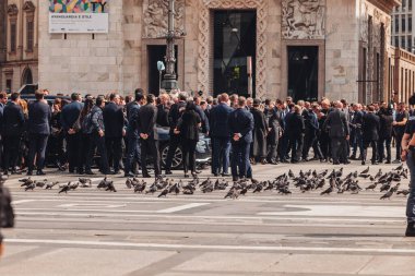 Milan, İtalya - Haziran 2023: Silvio Berlusconi 'nin Milano Katedrali, Duomo' da devlet cenazesi