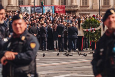 Milan, İtalya - Haziran 2023: Silvio Berlusconi 'nin Milano Katedrali, Duomo' da devlet cenazesi