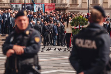 Milan, İtalya - Haziran 2023: Silvio Berlusconi 'nin Milano Katedrali, Duomo' da devlet cenazesi