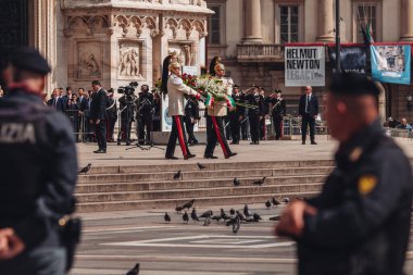 Milan, İtalya - Haziran 2023: Silvio Berlusconi 'nin Milano Katedrali, Duomo' da devlet cenazesi